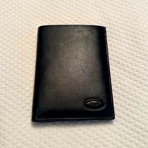 Bric’s black men’s wallet